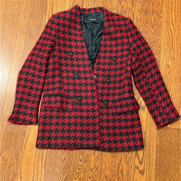 Zara Jackets & Blazers - Zara Red and Black Houndstooth Blazer- Size Small- good condition